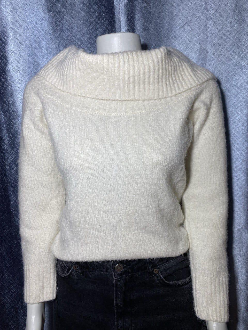 Sweater Mujer Crema Off-Shoulder Cuello Ancho